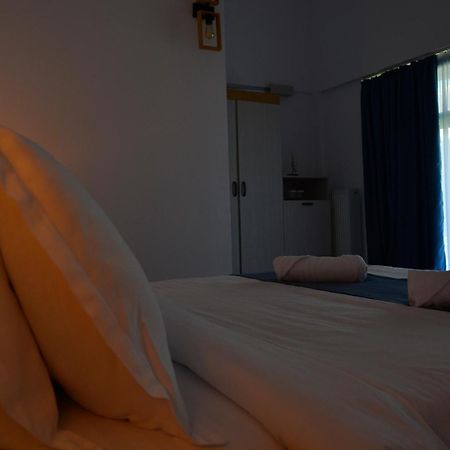 Deja Blue - Adult Only Hotel Sfantu Gheorghe  Ngoại thất bức ảnh