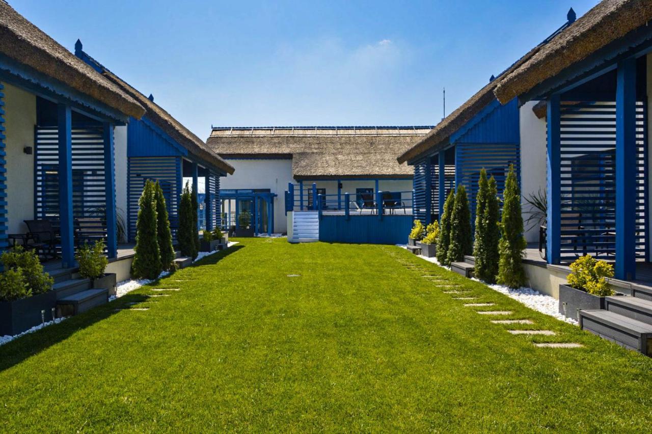 Deja Blue - Adult Only Hotel Sfantu Gheorghe  Ngoại thất bức ảnh