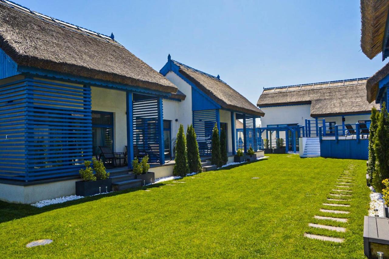 Deja Blue - Adult Only Hotel Sfantu Gheorghe  Ngoại thất bức ảnh