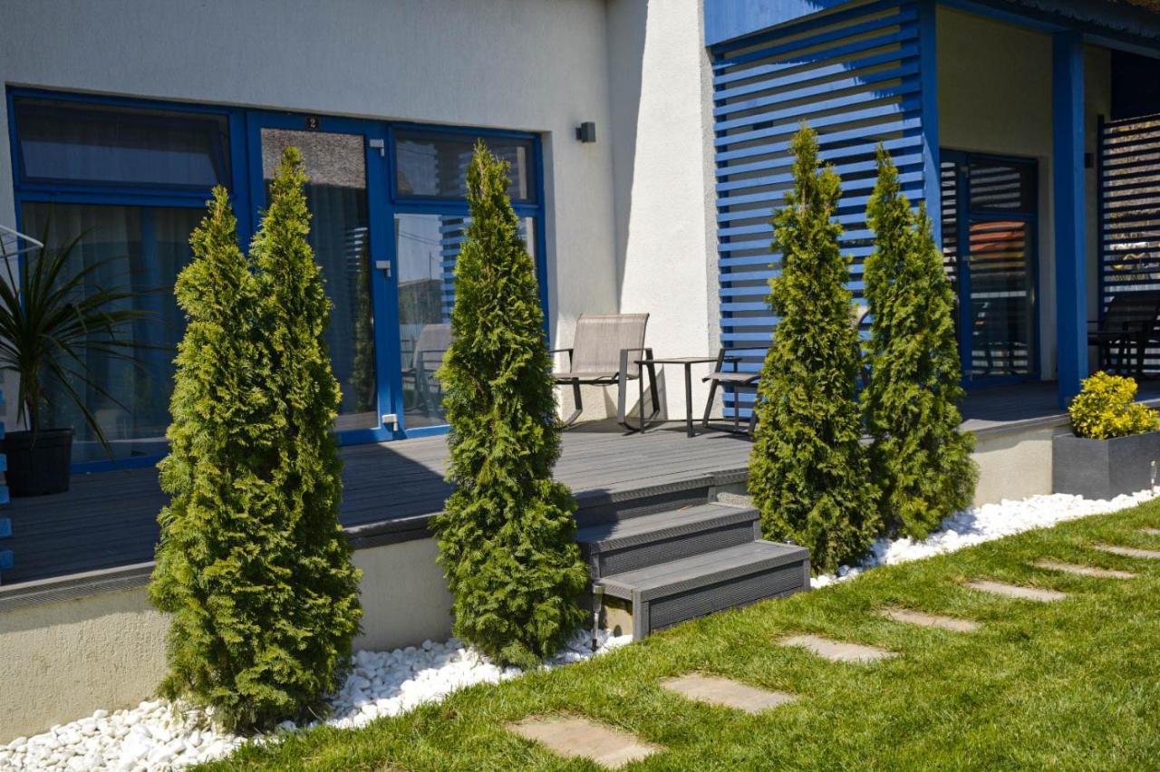 Deja Blue - Adult Only Hotel Sfantu Gheorghe  Ngoại thất bức ảnh