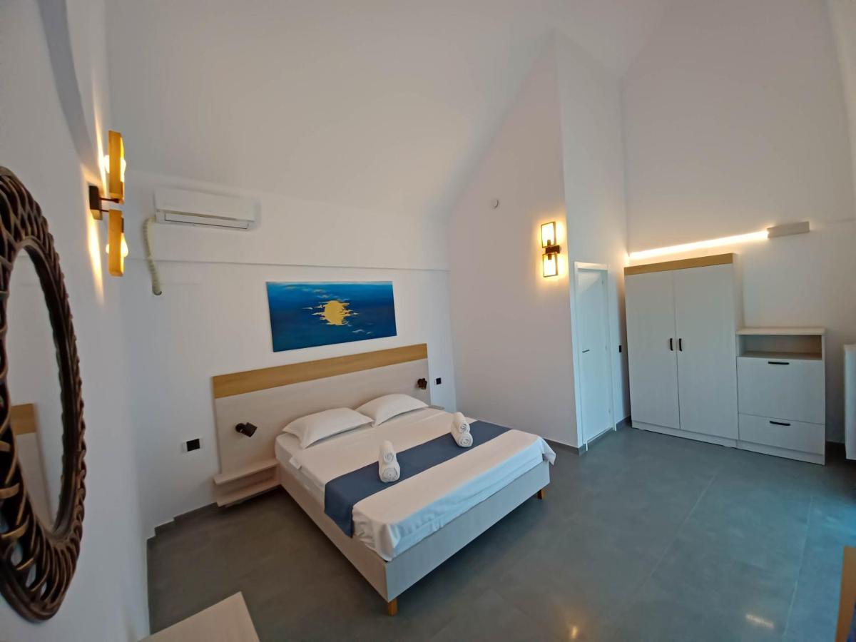 Deja Blue - Adult Only Hotel Sfantu Gheorghe  Ngoại thất bức ảnh